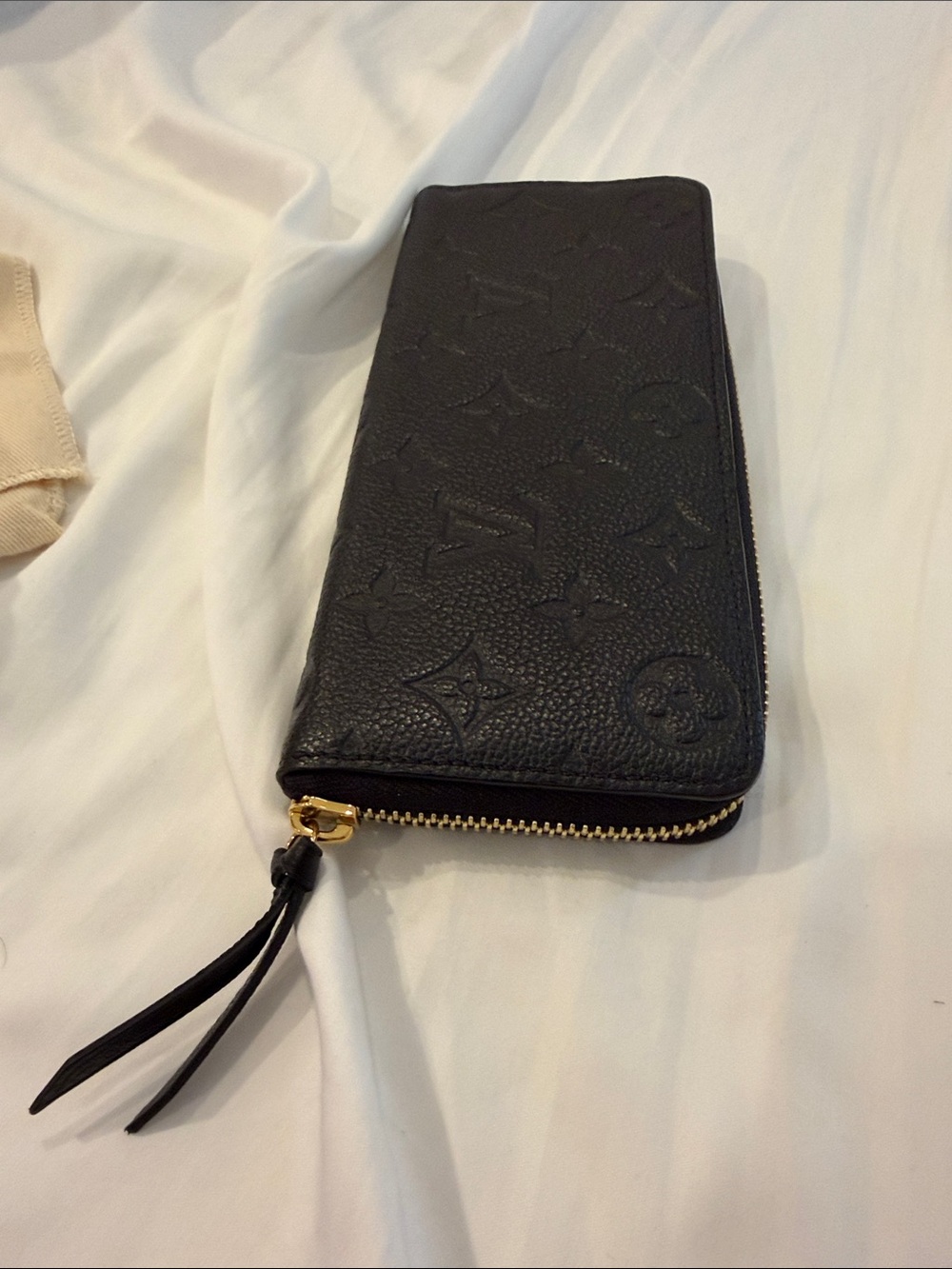 Louis Vuitton Black Monogram Empreinte Zip-Around Wallet with Gold Hardware - Picture 14 of 15